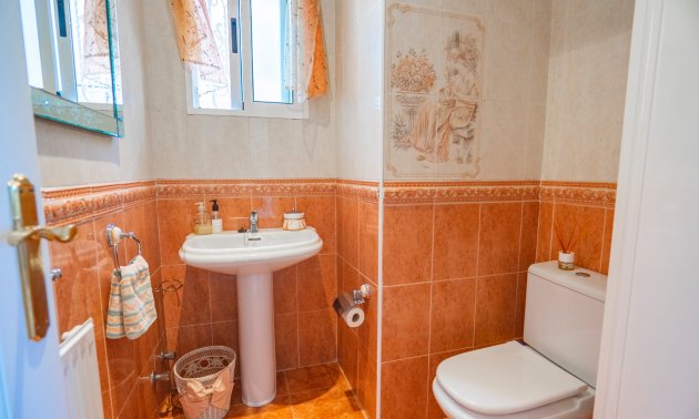 Reventa - Villa -
Ciudad Quesada - La Marquesa