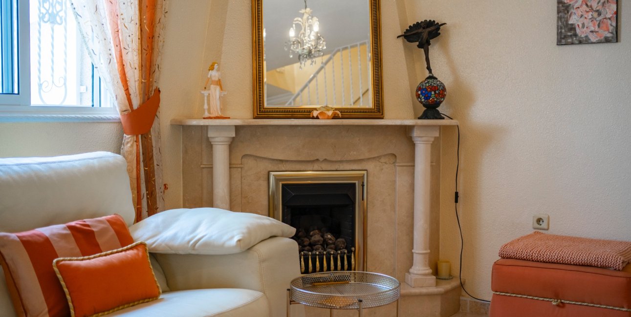 Reventa - Villa -
Ciudad Quesada - La Marquesa