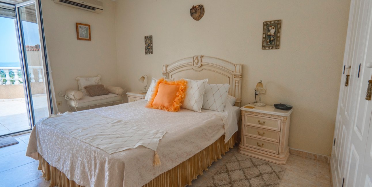 Reventa - Villa -
Ciudad Quesada - La Marquesa