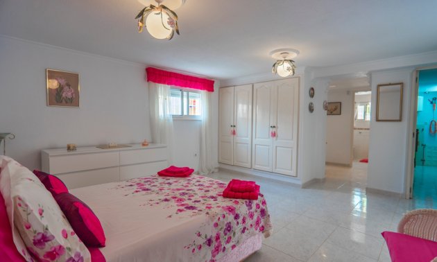 Reventa - Villa -
Ciudad Quesada - La Marquesa