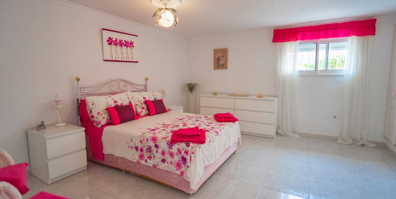 Reventa - Villa -
Ciudad Quesada - La Marquesa