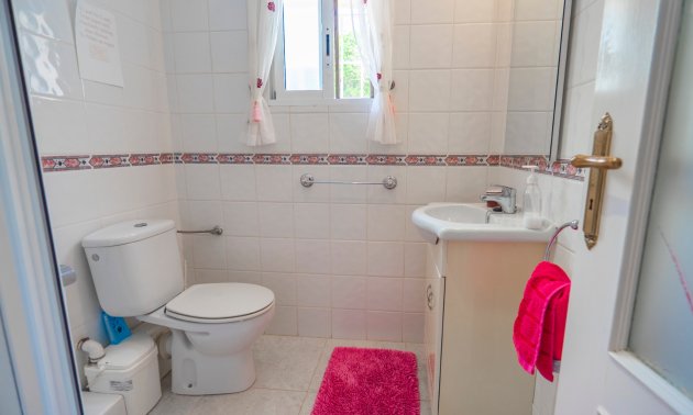 Reventa - Villa -
Ciudad Quesada - La Marquesa