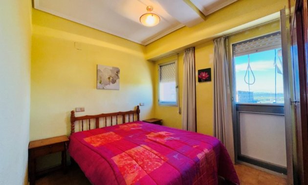 Reventa - Apartamento / piso -
Torrevieja - Puerto Romano