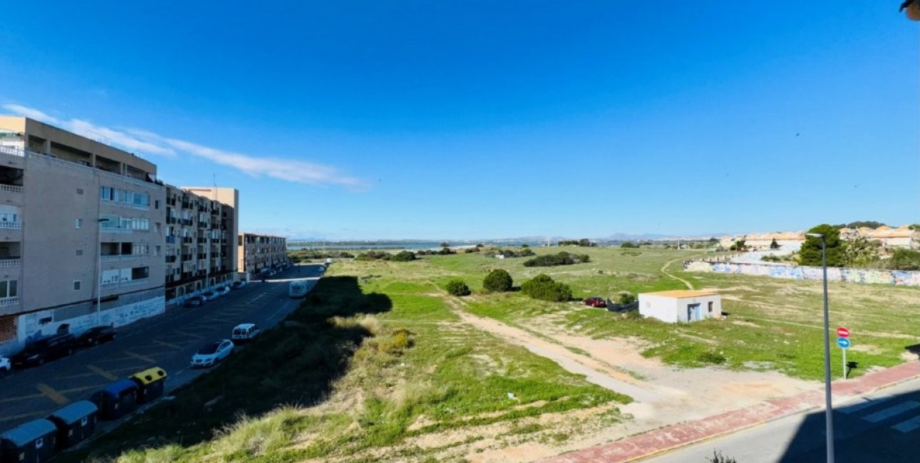 Reventa - Apartamento / piso -
Torrevieja - Puerto Romano
