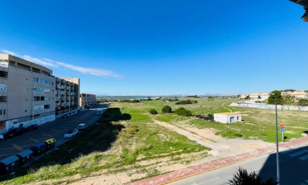 Reventa - Apartamento / piso -
Torrevieja - Puerto Romano