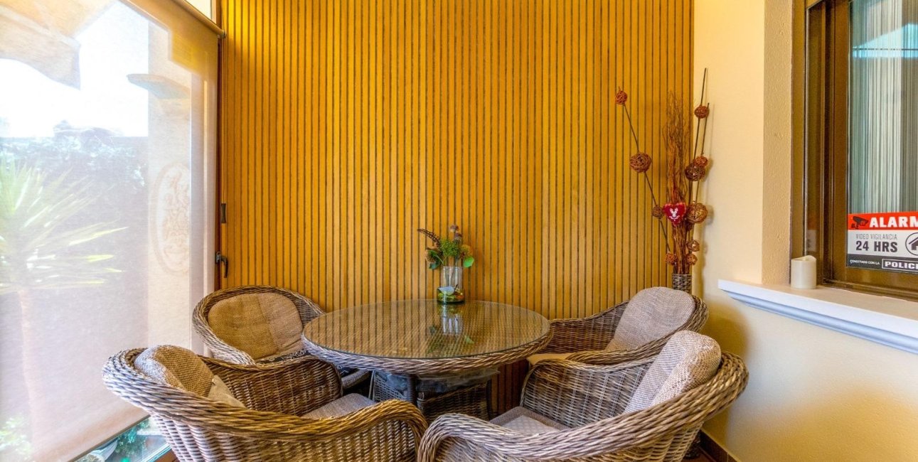 Reventa - Adosado -
Torrevieja - Aguas Nuevas