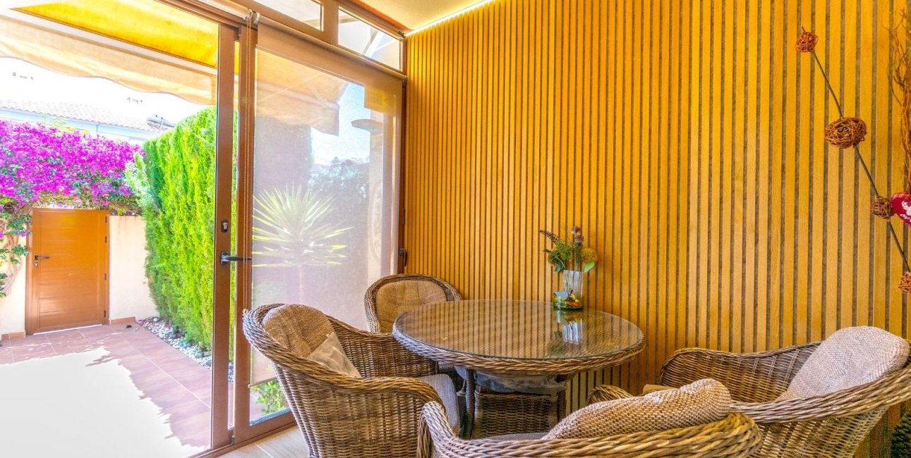 Reventa - Adosado -
Torrevieja - Aguas Nuevas