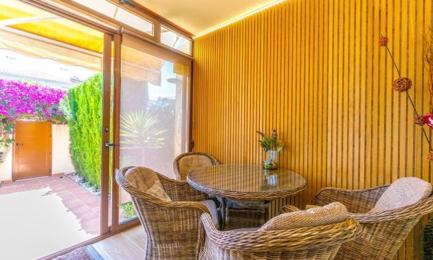 Reventa - Adosado -
Torrevieja - Aguas Nuevas