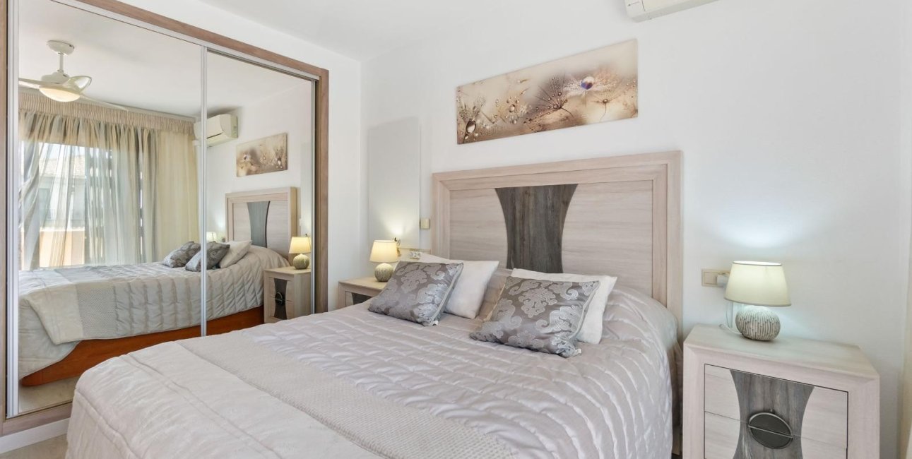 Reventa - Adosado -
Torrevieja - Aguas Nuevas