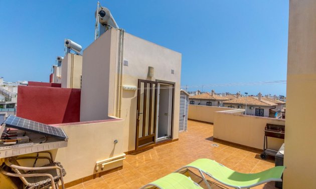 Reventa - Adosado -
Torrevieja - Aguas Nuevas