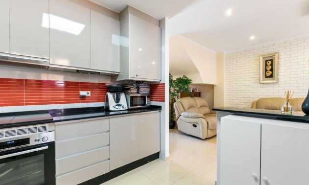 Reventa - Adosado -
Torrevieja - Aguas Nuevas