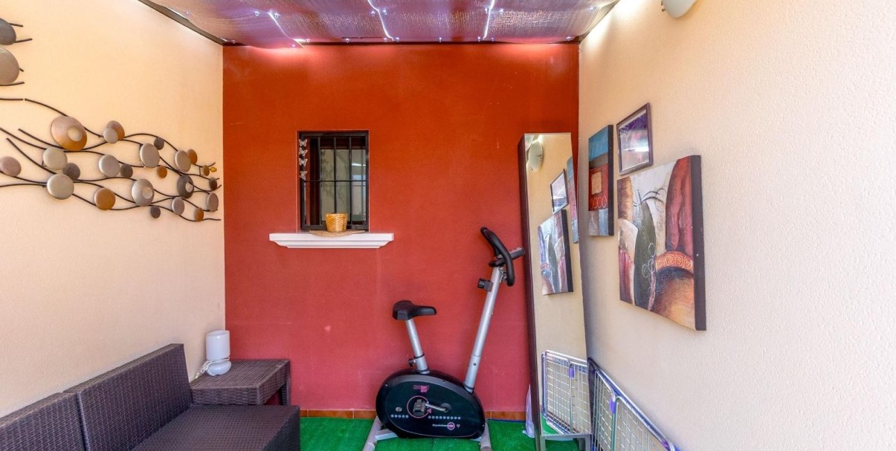 Reventa - Adosado -
Torrevieja - Aguas Nuevas