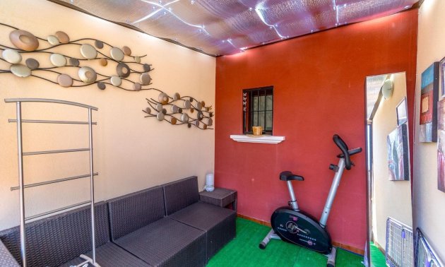 Reventa - Adosado -
Torrevieja - Aguas Nuevas