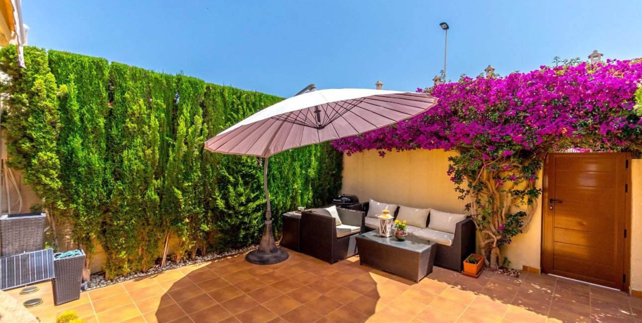 Reventa - Adosado -
Torrevieja - Aguas Nuevas