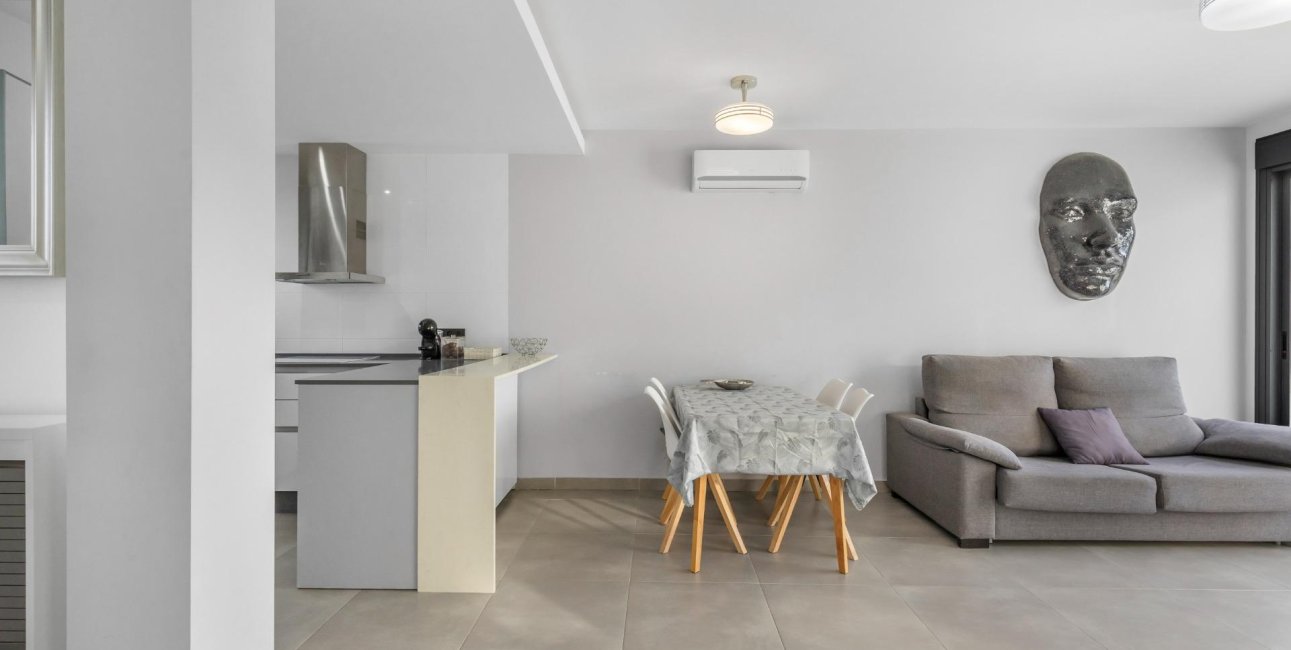 Resale - Bungalow -
Torrevieja - Los Balcones - Los Altos del Edén