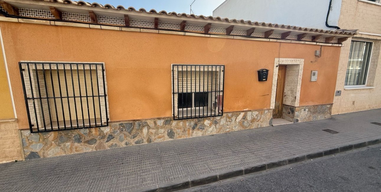 Reventa - Adosado -
Los Montesinos - Los Montesinos - Village