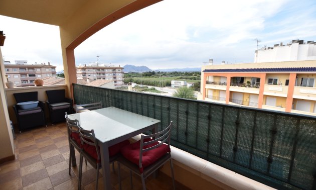 Resale - Apartment / flat -
Algorfa - Algorfa - Village