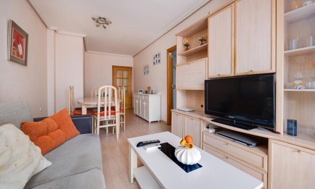 Resale - Apartment / flat -
Torrevieja - Centro
