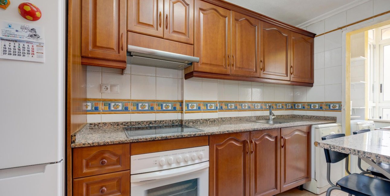 Resale - Apartment / flat -
Torrevieja - Centro