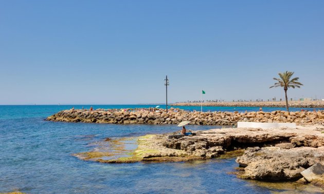 Resale - Apartment / flat -
Torrevieja - Centro