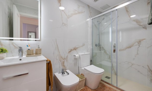 Reventa - Bungalow -
Orihuela Costa - Los Altos