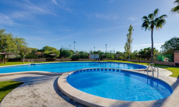Reventa - Bungalow -
Orihuela Costa - Los Altos