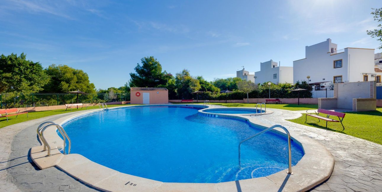 Reventa - Bungalow -
Orihuela Costa - Los Altos