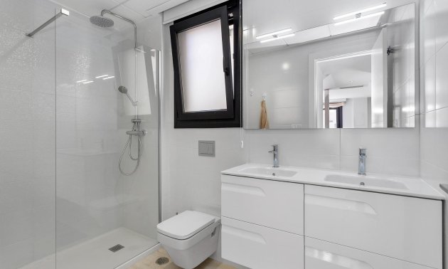 Resale - Villa -
Torrevieja - Sector 25