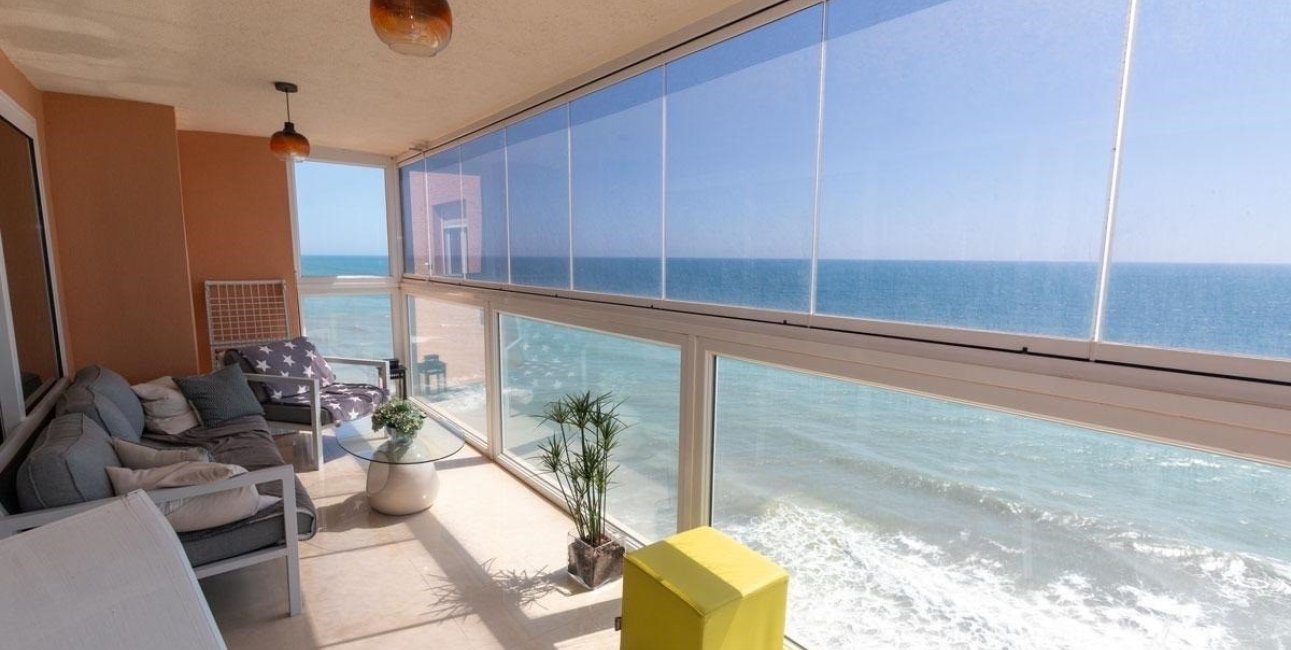 Resale - Apartment / flat -
Torrevieja - Playa Del Cura