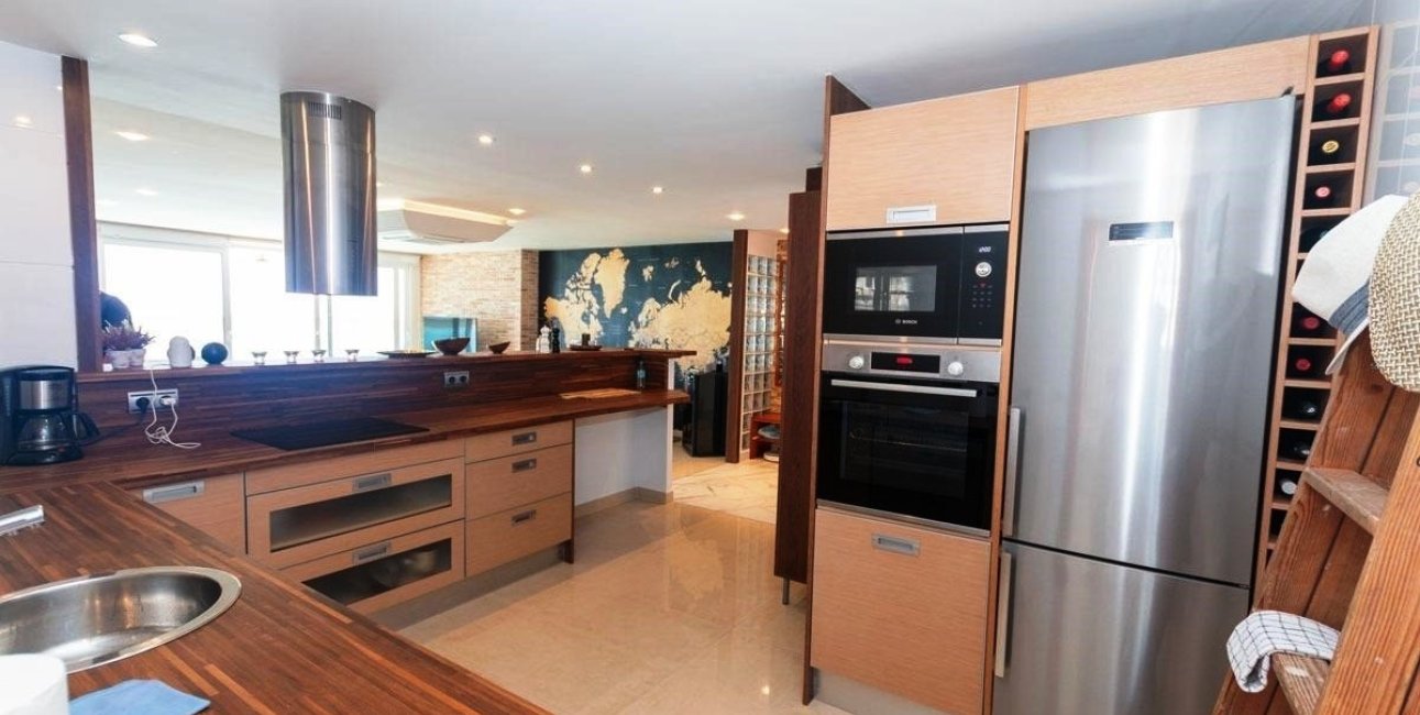 Resale - Apartment / flat -
Torrevieja - Playa Del Cura
