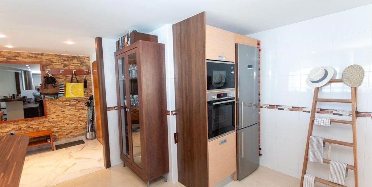 Resale - Apartment / flat -
Torrevieja - Playa Del Cura