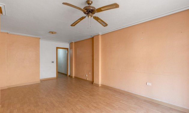 Resale - Apartment / flat -
Torrevieja - Playa del Cura
