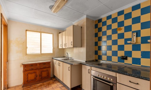 Resale - Apartment / flat -
Torrevieja - Playa del Cura