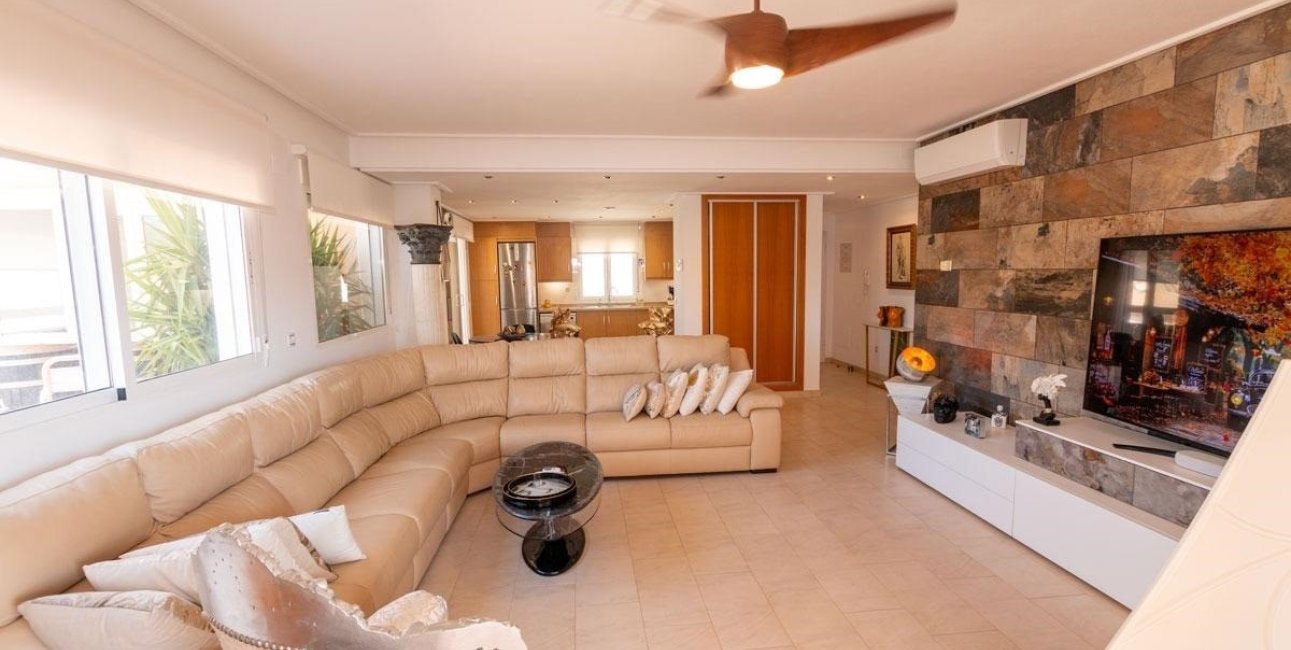 Resale - Apartment / flat -
Orihuela Costa - Los Dolses