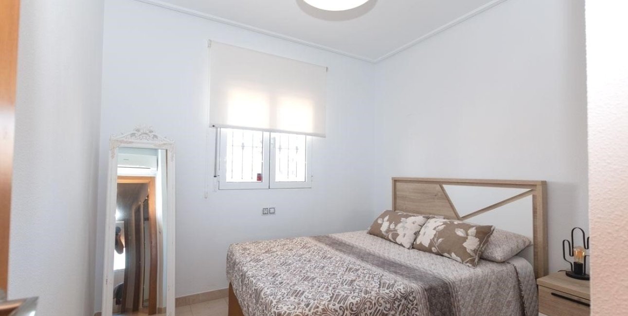Resale - Apartment / flat -
Orihuela Costa - Los Dolses