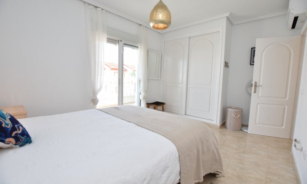 Resale - Townhouse -
Ciudad Quesada - Doña Pepa