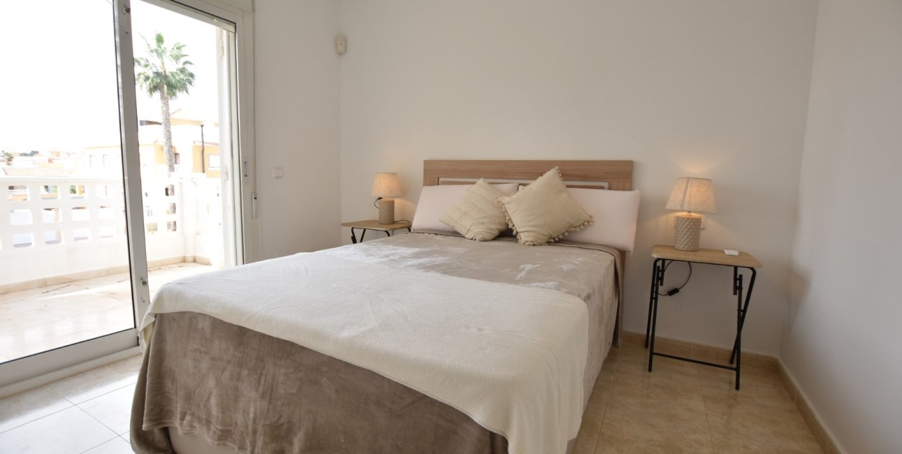 Resale - Townhouse -
Ciudad Quesada - Doña Pepa