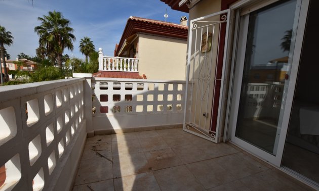 Resale - Townhouse -
Ciudad Quesada - Doña Pepa