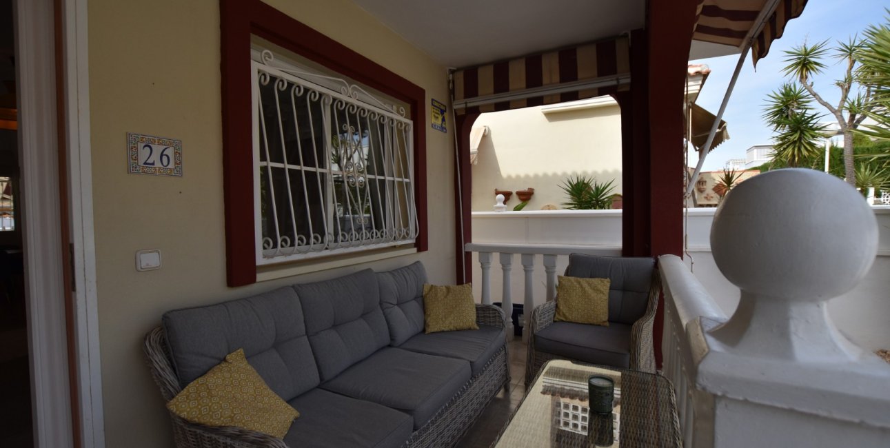 Resale - Townhouse -
Ciudad Quesada - Doña Pepa