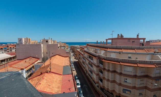 Resale - Apartment / flat -
La Mata - La Mata - Town