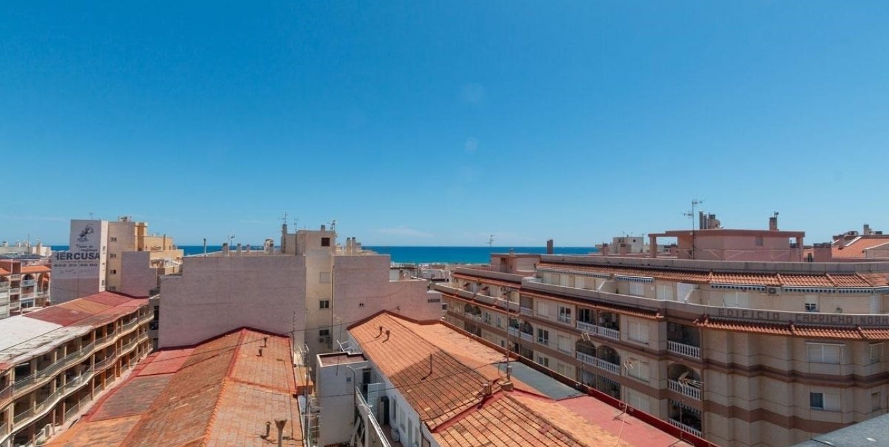 Resale - Apartment / flat -
La Mata - La Mata - Town