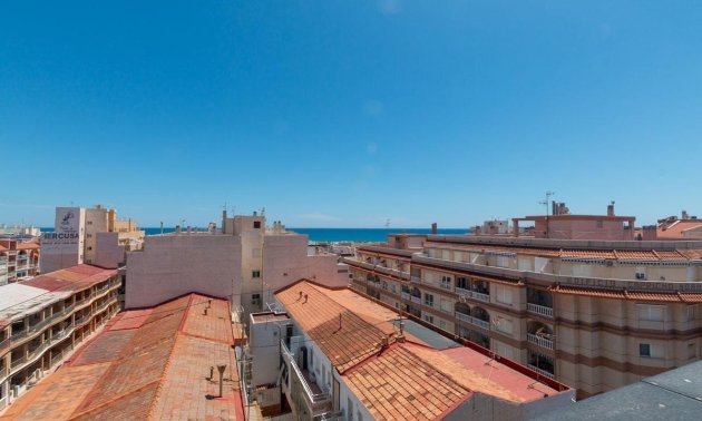Resale - Apartment / flat -
La Mata - La Mata - Town