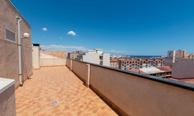 Resale - Apartment / flat -
La Mata - La Mata - Town