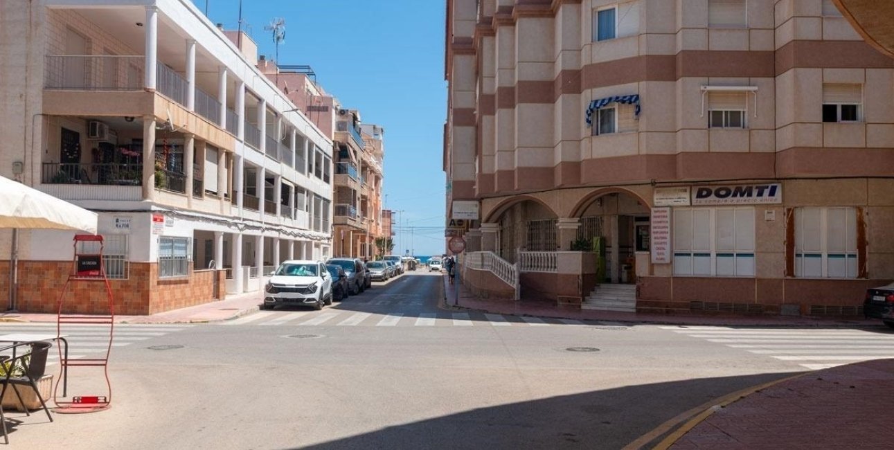 Resale - Apartment / flat -
La Mata - La Mata - Town