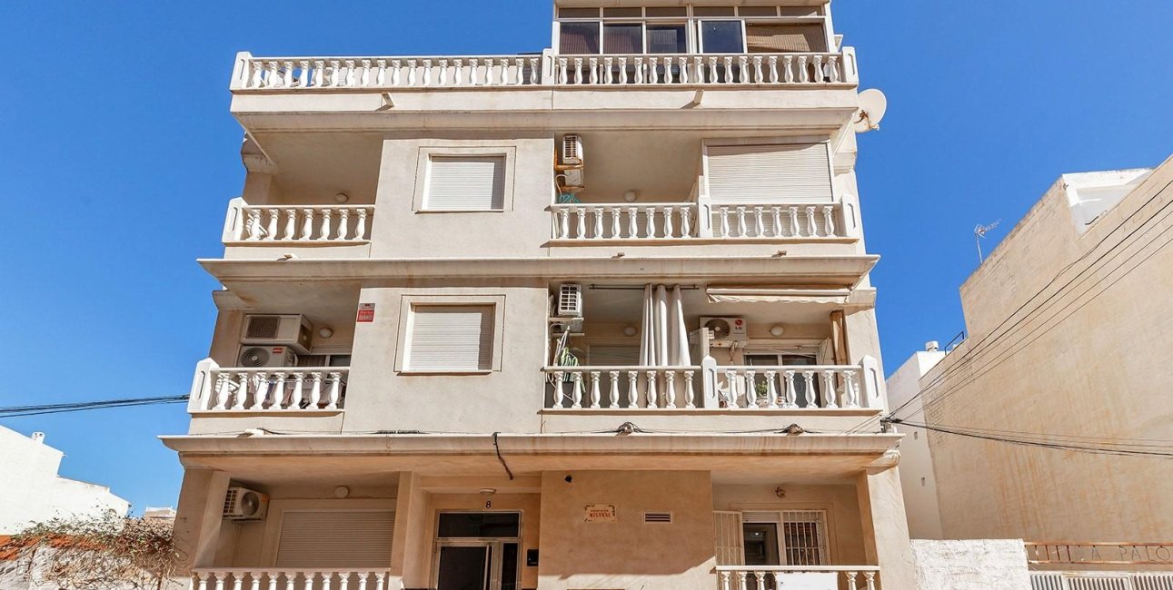 Resale - Apartment / flat -
Torrevieja - La Mata
