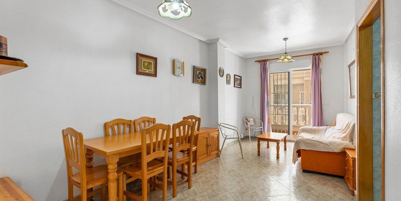 Resale - Apartment / flat -
Torrevieja - La Mata