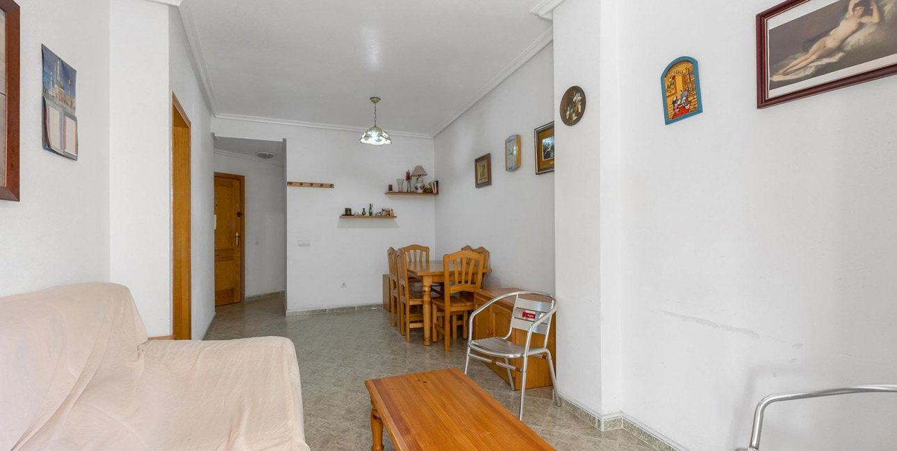 Resale - Apartment / flat -
Torrevieja - La Mata