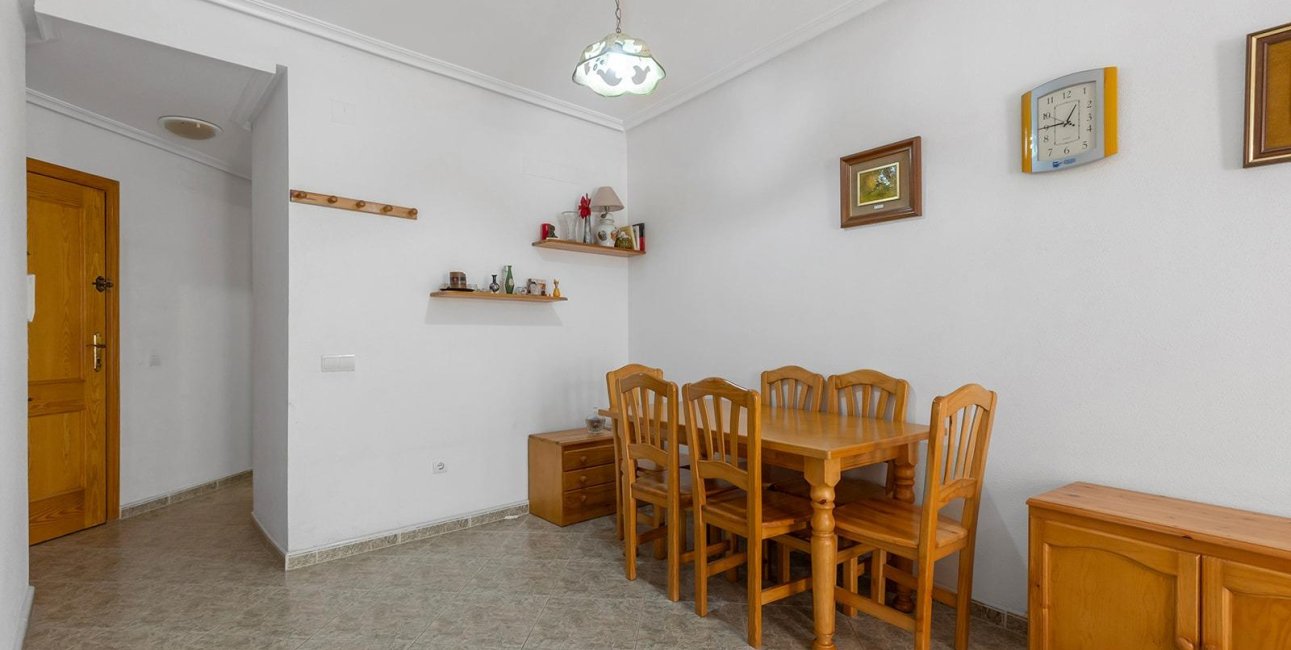 Resale - Apartment / flat -
Torrevieja - La Mata
