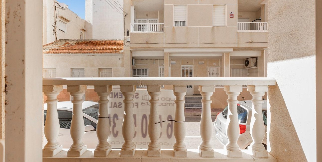 Resale - Apartment / flat -
Torrevieja - La Mata