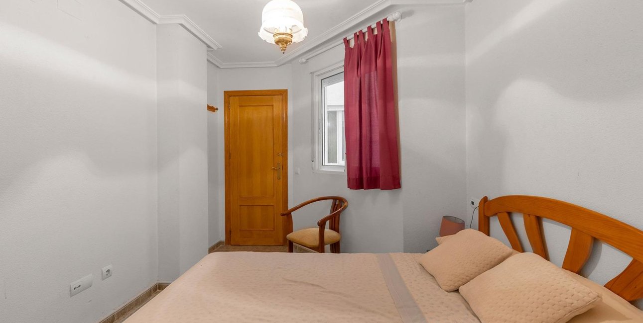 Resale - Apartment / flat -
Torrevieja - La Mata